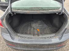 2017 Hyundai ELANTRA - Photo 24