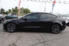 2022 Tesla Model 3 - Photo 4