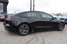 2022 Tesla Model 3 - Photo 7