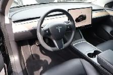 2022 Tesla Model 3 - Photo 9