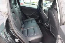 2022 Tesla Model 3 - Photo 18