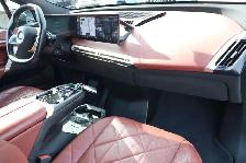 2022 BMW iX - Photo 12