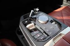 2022 BMW iX - Photo 31