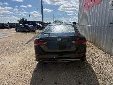 2022 Nissan Sentra SR - Photo 3