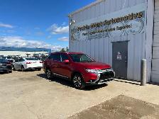 2019 Mitsubishi Outlander ES AWC AWD 7 Passenger | Sunroof | Hea - Photo 3