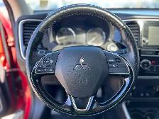 2019 Mitsubishi Outlander ES AWC AWD 7 Passenger | Sunroof | Hea - Photo 14