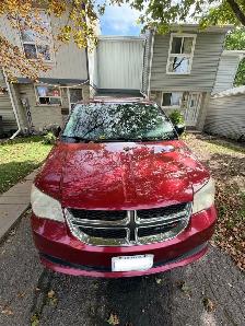 2014 Dodge Grand Caravan SXT 221,462 Km $5500