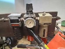 60gal Campbell Hausfeld Compressor  newer 'Jenny' 2-piston pump - Photo 10