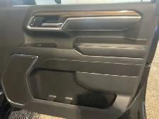 2025 Chevrolet Silverado 3500 LT 6.6L Diesel 4WD Crew Leather LT - Photo 22