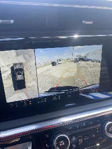 2024 GMC Sierra 3500 Denali Ultimate. 6.6L V8 4WD. Crew Cab Leat - Photo 17