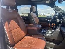 2024 GMC Sierra 3500 Denali Ultimate. 6.6L V8 4WD. Crew Cab Leat - Photo 24