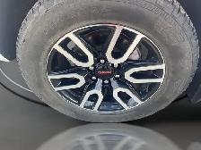 2024 GMC Yukon AT4 5.3L Leather Max Trailer AT4 4WD - Photo 3