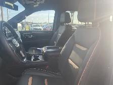 2024 GMC Yukon AT4 5.3L Leather Max Trailer AT4 4WD - Photo 5
