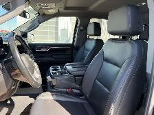 2024 Chevrolet Silverado 1500 LT. 3.0L 6Cyl 4WD Diesel. Leather - Photo 5