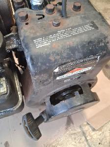 Very Good Briggs and Stratton 5hp Engine & a new starter clutch. - Photo 8