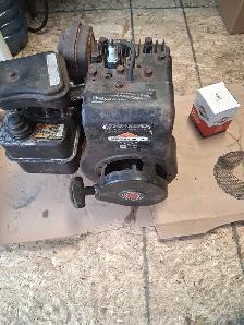 Very Good Briggs and Stratton 5hp Engine & a new starter clutch. - Photo 10