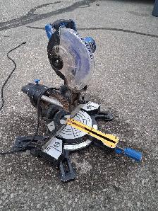 mastercraft saw $80 - Photo 3