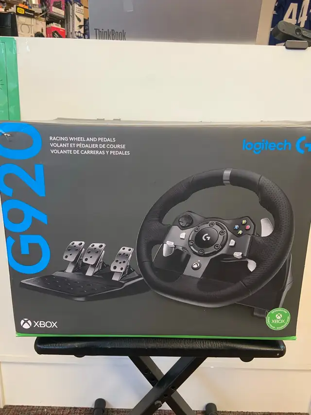 Logitech G920 Steering Wheel (Xbox)