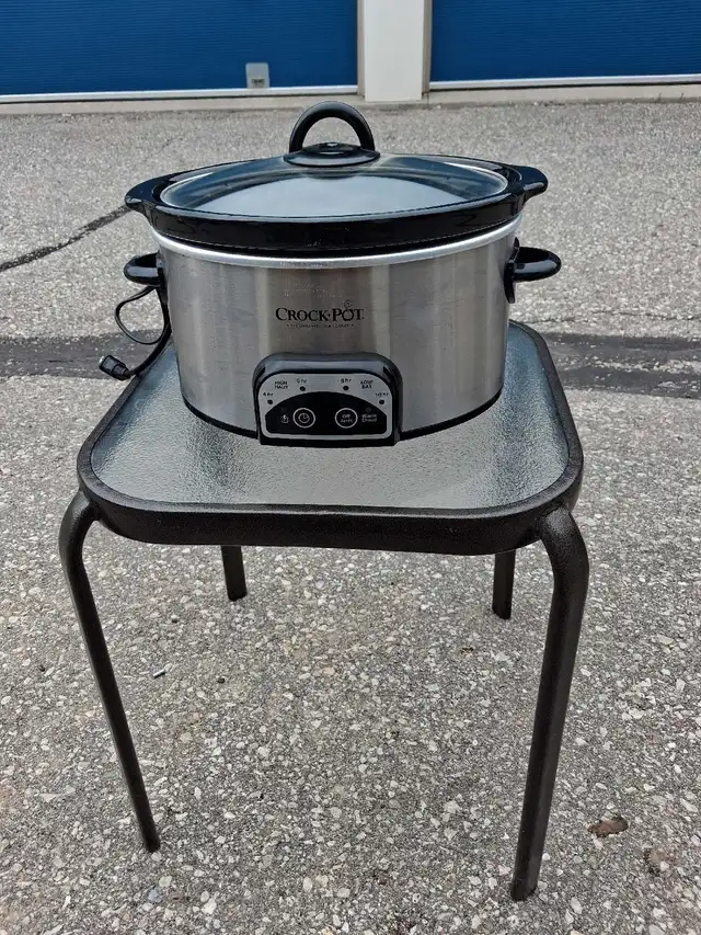 crock pot   grill set $120