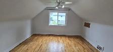 4 Bed / 2 Bath , Full House for Rent – Near Algonquin College - Photo 8