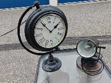 vintage clock and lamp set $100 - Photo 4