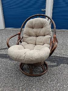 vintage modern chair $150