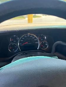 2012 Chevrolet 3500 cube van - Photo 6