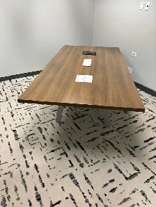 Best Quality Used Table for Sale - Call Us Now! - Photo 2