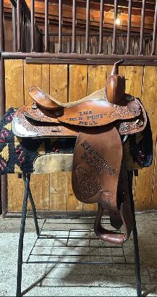 Beautiful All Around Western Saddle - Photo 5