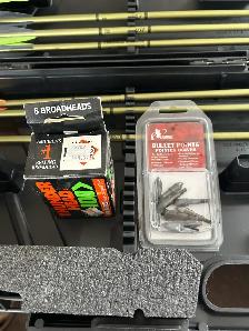 Whitetail Bear EL compound bow - Photo 4