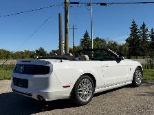 2014 Ford Mustang Premium Convertible ONLY 125,000KMS! - Photo 8