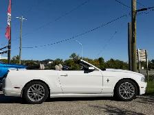 2014 Ford Mustang Premium Convertible ONLY 125,000KMS! - Photo 9