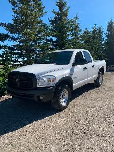 2008 RAM 1500 SLT QUADCAB SHORTBOX 4X4 5.7L HEMI 240K $8,800 OBO - Photo 2