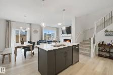 4 Bed Riverside Coventry Across From Pond - Photo 4