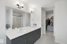 4 Bed Riverside Coventry Across From Pond - Photo 7