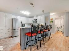 Renovated Pet-Friendly 3 Bed Condo   Parking - Photo 4