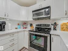 Renovated Pet-Friendly 3 Bed Condo   Parking - Photo 9