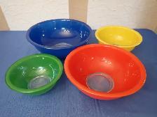 1980s Pyrex Mixing Bowls - Photo 2