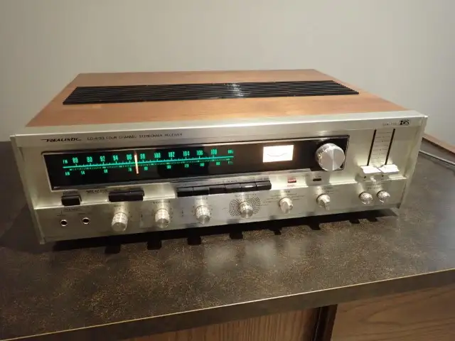Vintage Realistic 4 Channel Receiver