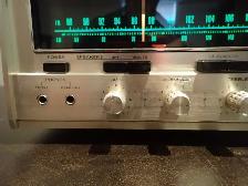 Vintage Realistic 4 Channel Receiver - Photo 4