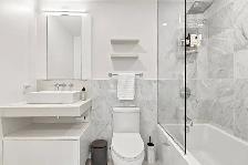 Luxury Executive Condo, Fully Furnished, All-inclusive - Photo 8