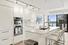 Luxury Executive Condo, Fully Furnished, All-inclusive - Photo 21