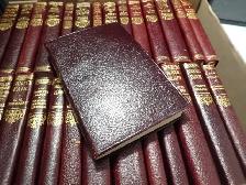 Vintage Classic Pocket Size Novels - Photo 2