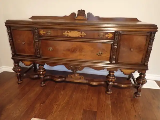 Antique Wooden Sideboard/Buffet Server