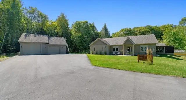 819 route 321 nord, Lac-Simon