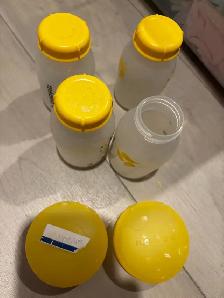 Medela Freestyle Breast Pump Bundle - Photo 2