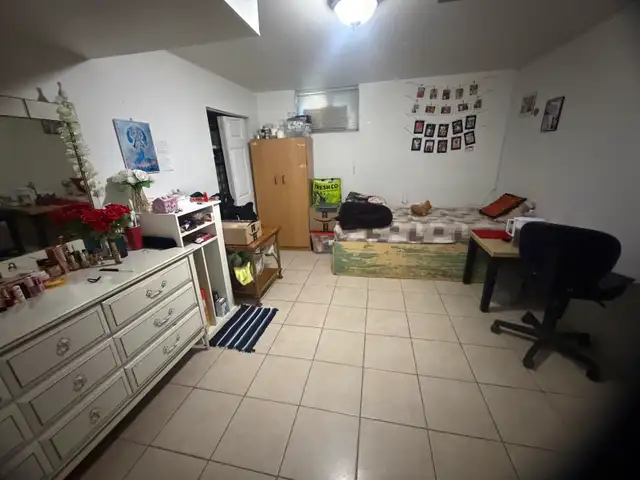 Private Room for Rent – Spacious 3-Bedroom Basement