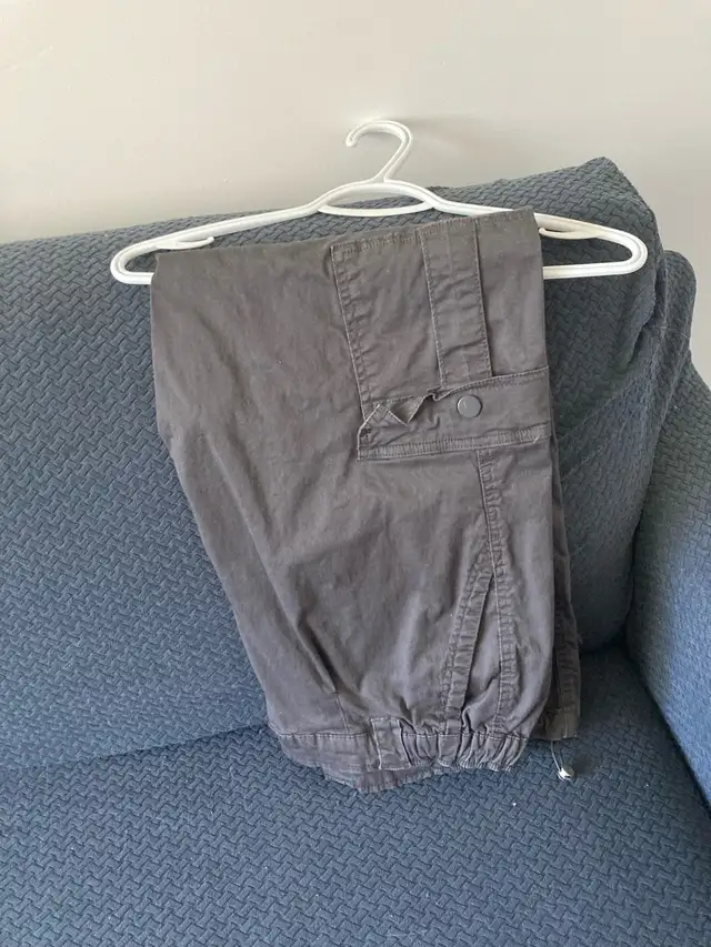 Pantalon cargo pour femmes
