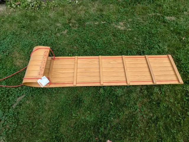 LL Bean Toboggan 5 1/2 Feet Long