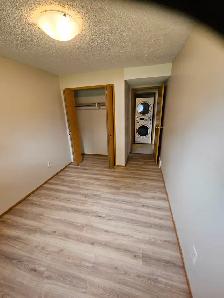 Beautiful 2 Bedroom Condo For Oct / Nov.   Call 306-960-5282 - Photo 5